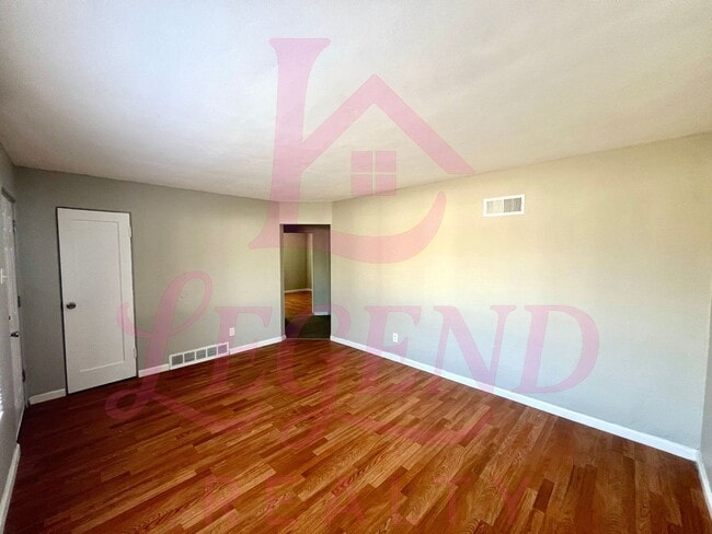 Photo - Adorable 3 Bedroom 1 Bathroom Home!
