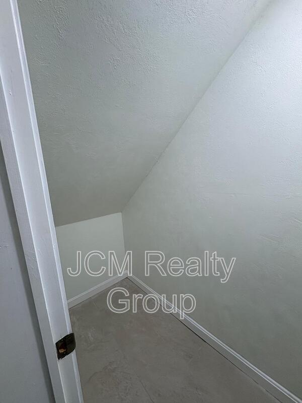 Photo - 144 Bloomingdale St Unit 1 / 1st Floor