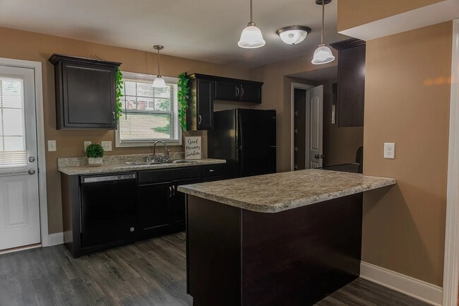 Building Photo - 1775 Spring Water Dr Unit C