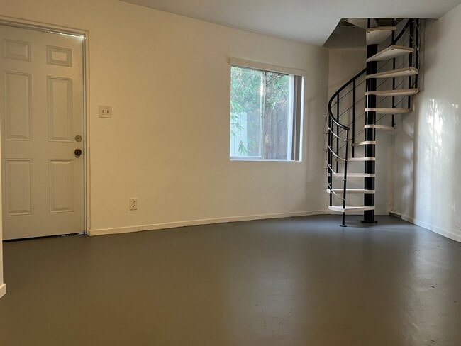 Bedroom#3 (basemen - 4580 55th St Unit B