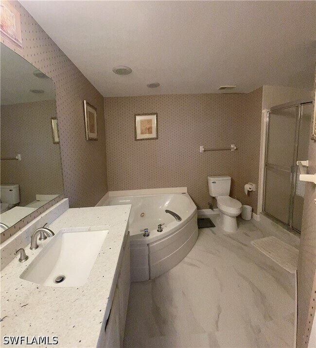 Photo - 13105 Vanderbilt Dr Unit 808