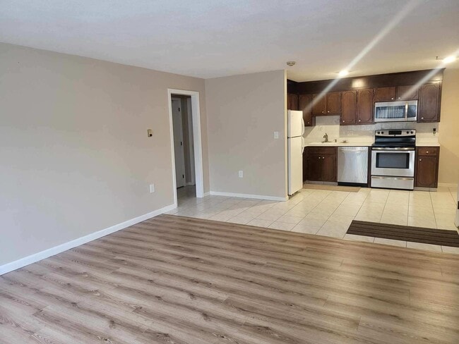 Photo - 1 Hallmark Gdns Unidad 1