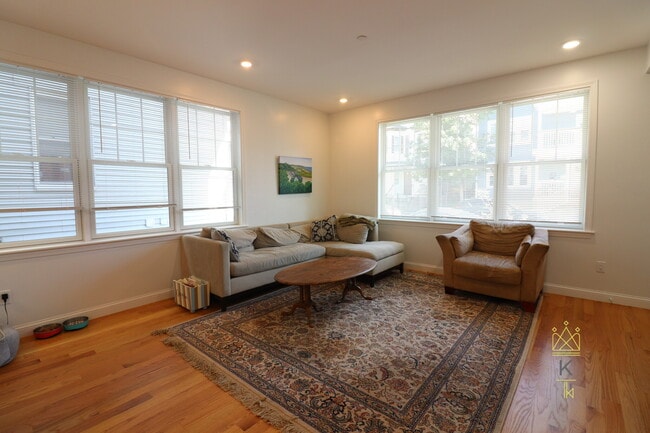 81 Ballou Ave Unit 1