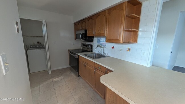 Photo - 230 Sawmill Rd Unit A