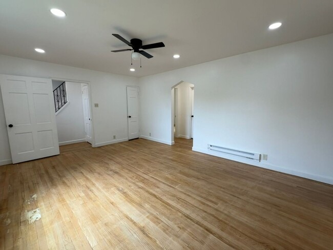 Photo - 419 Elm St Unidad 419-1