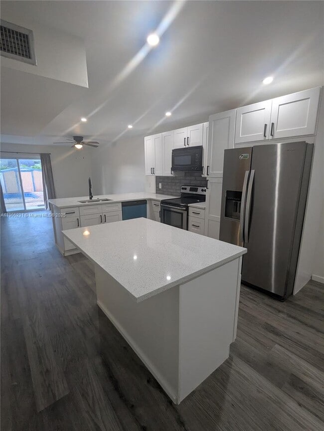 Photo - 5904 S Rue Rd