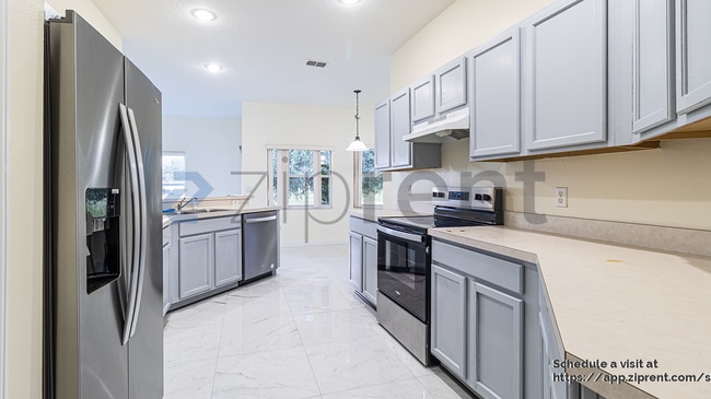 Photo - 2732 Wingfield Pl