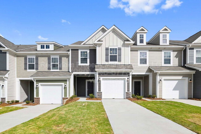 Building Photo - 2881 Yeager Dr NW