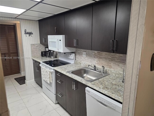 Building Photo - 3771 Environ Blvd Unit 348