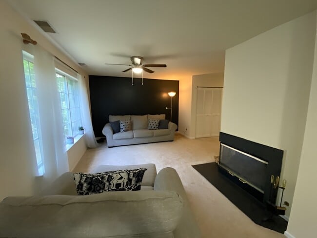 Photo - 105 Village Dr Unit 105