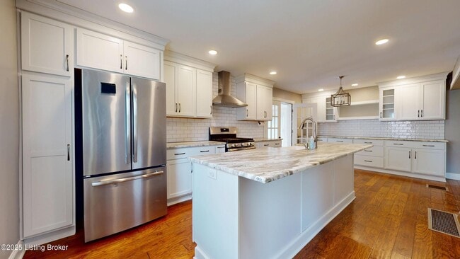 Photo - 4502 Blenheim Rd