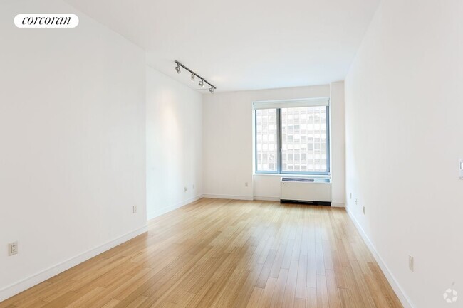 Building Photo - 303 E 33rd St Rental