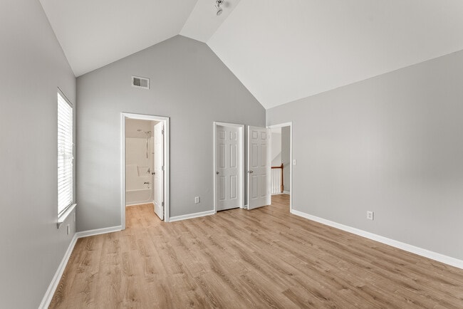 Photo - 208 Jarrod Oaks Ct SW