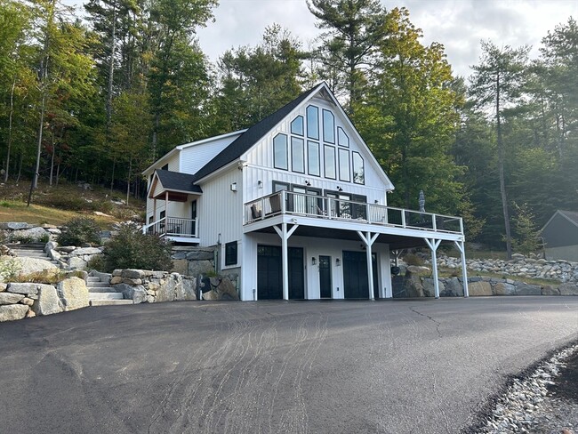Building Photo - 62 Old Hubbard Rd Rental