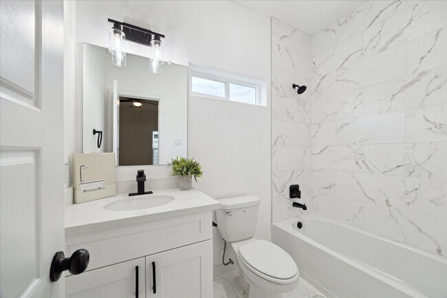 Photo - 7504 Laura Koppe Rd