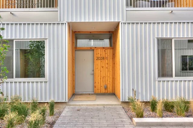 Front Door - 2028 W 33rd Ave Townhome