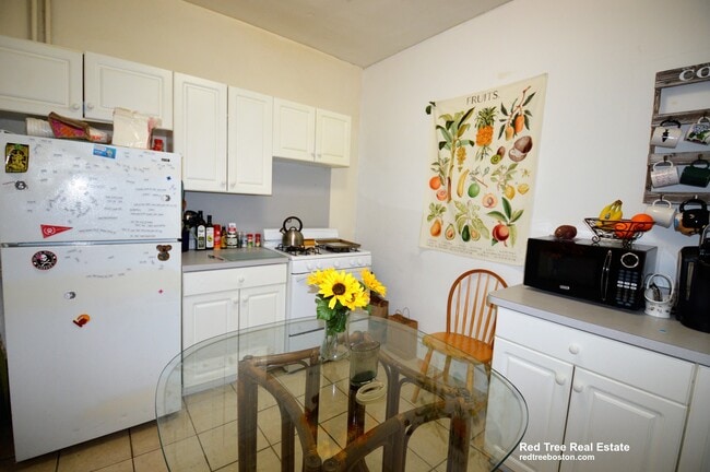 Photo - 54 Egmont St Unit 2