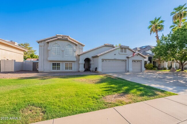 Building Photo - 3535 E Covina St Rental