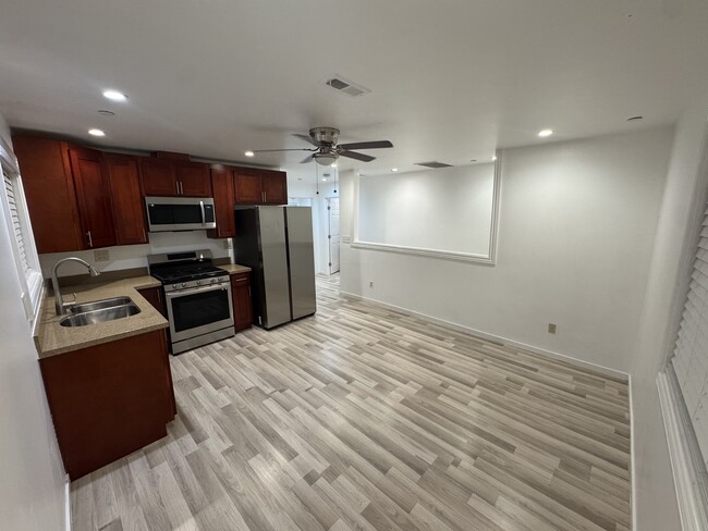 Photo - 126 S Humboldt St