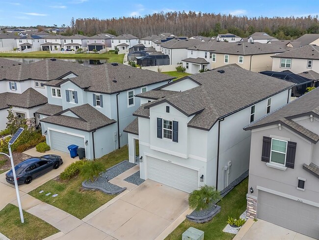 Photo - 7323 Pool Compass Loop