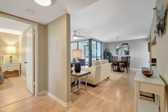 Photo - 950 Lavers Cir Unit F309