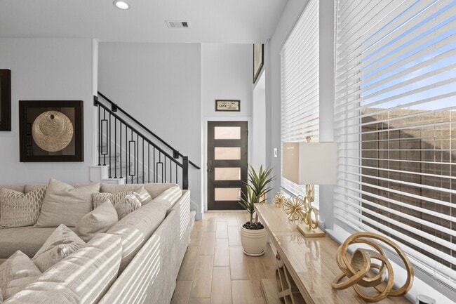 Photo - 21146 Medina River Dr