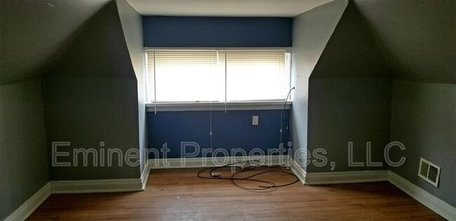 Photo - 8608 S Kingston Ave