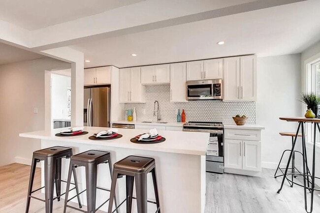 Photo - MLK Duplex Unit 1628