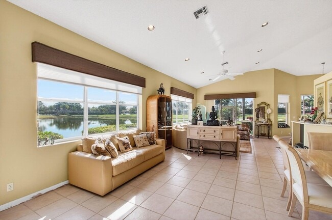 Photo - 6862 Swansea Ln