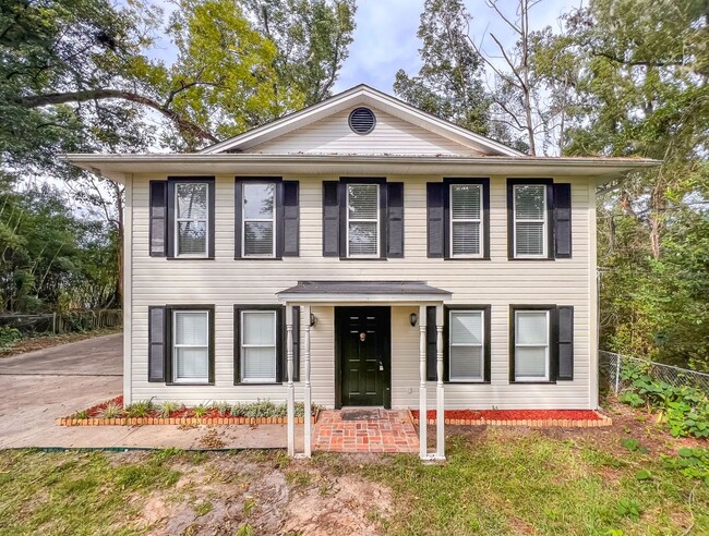 MIDTOWN 5/3.5 w/ 2750 sq ft, Wood Floors, ... - MIDTOWN 5/3.5 w/ 2750 sq ft, Wood Floors, ... House
