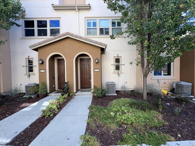 Photo - Spacious 2 Bedroom Townhome in San Jose