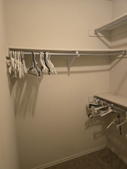 Building Photo - 500 E Kansas St Rental