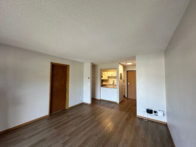 Photo - Ashwood Birchwood Apartments