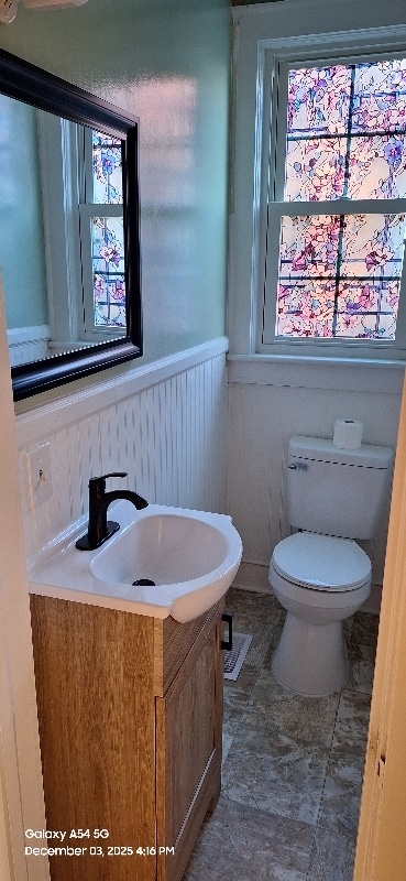 Photo - 225 Constitution Ave