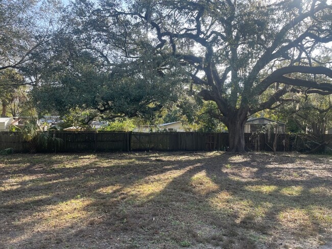 Photo - 7905 N Mulberry St