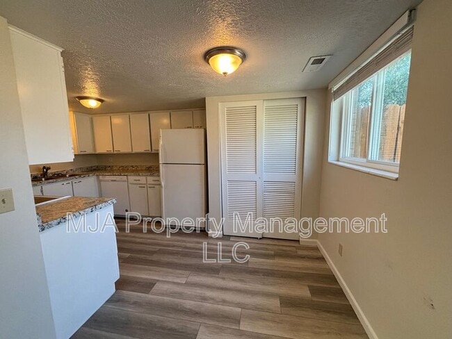 Photo - 1817 E Vine St