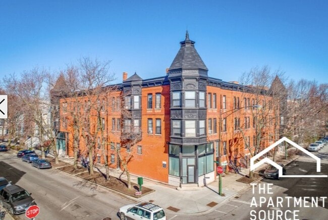 Photo - 2604 N Racine Ave Unit 1