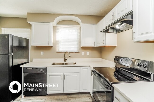 Photo - 821 S Harris Ave