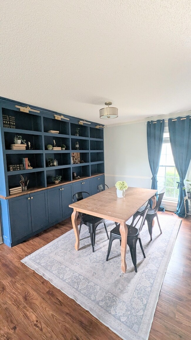 100 Hidden Cellars Dr