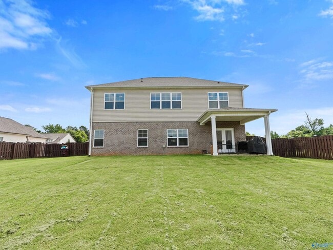Photo - 14725 Commonwealth Dr