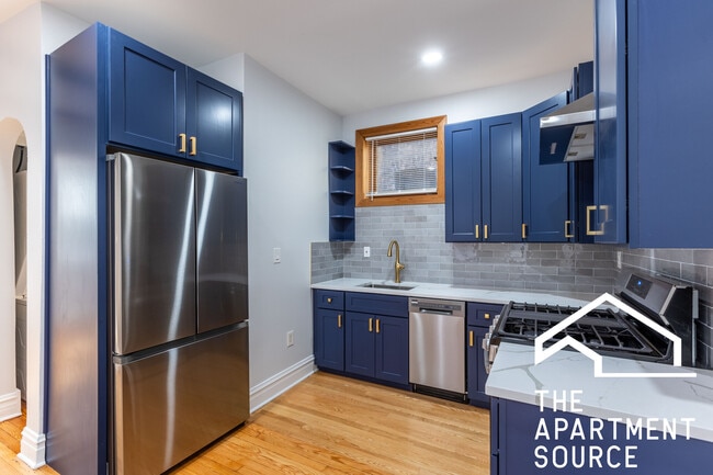 Photo - 533 W Wrightwood Ave Unit 2R