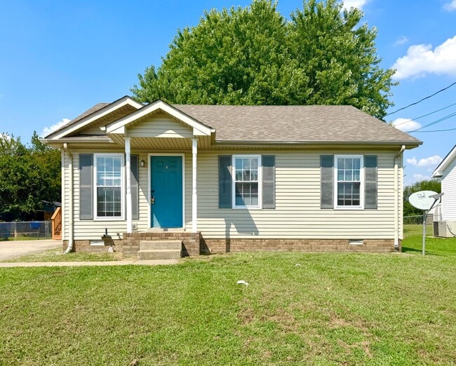 Building Photo - 313 Cranklen Cir