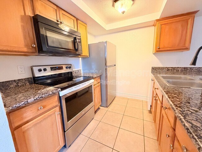 Photo - 340 W 15th Ave Unit 7