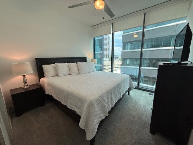 Photo - 3380 Peachtree Rd NE Unidad ID1325108P