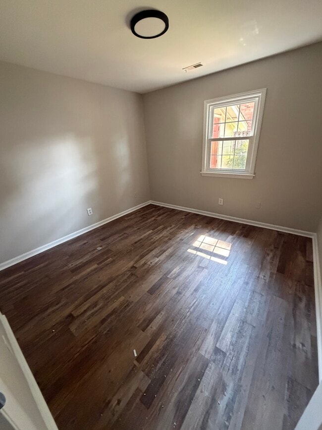 Photo - 212 N Elm St Unit 1