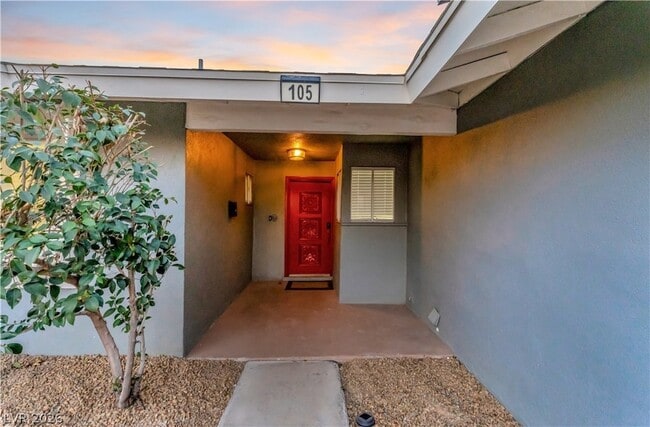 Photo - 105 Marigold Ln