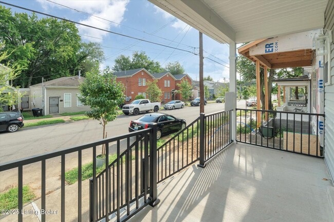 Photo - 721 E Caldwell St