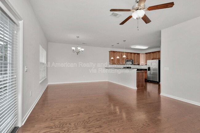 Photo - 116 Matt Blvd