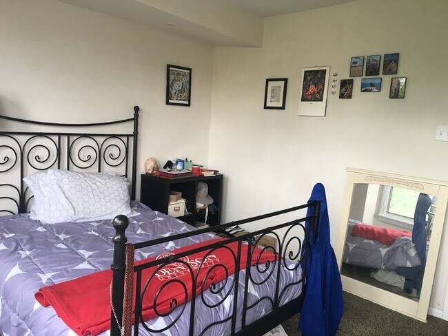 Front Bedroom
