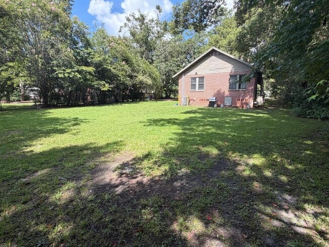 Photo - 402 NW 20th St